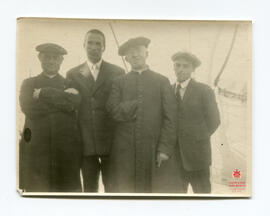 Beauvoir José María a bordo del vapor Asturiano con el Hno. David Stell. Enero 1924